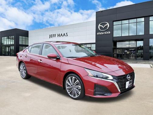 2025 Nissan Altima SL