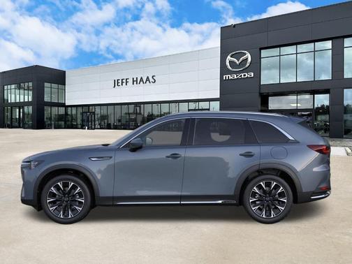 2026 Mazda CX-90 Premium Plus