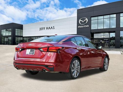 2023 Nissan Altima 2.5 SL