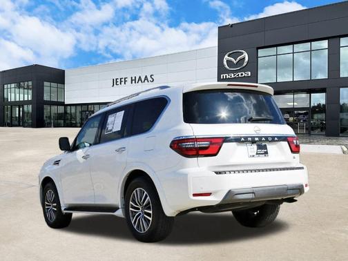 2024 Nissan Armada SL