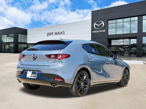 2023 Mazda Mazda3 FWD w/Premium Package