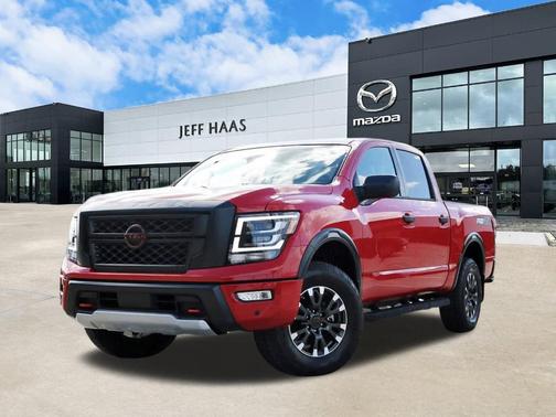 2024 Nissan Titan PRO-4X