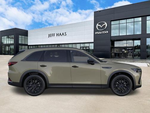 Zircon Sand Metallic 2026 Mazda CX-70 3.3 TURBO PREMIUM PLUS