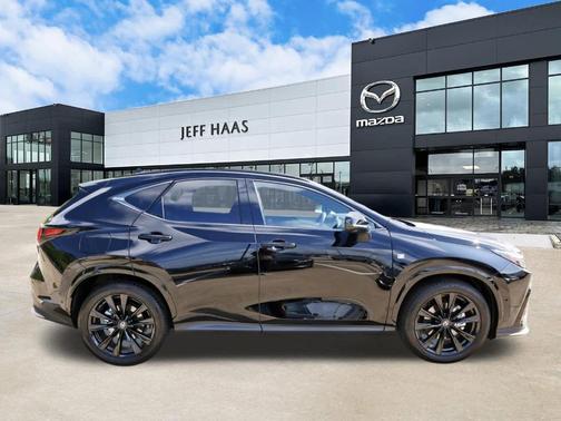 Obsidian Black 2025 Lexus NX 450h+ F SPORT Handling
