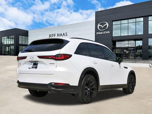 2025 Mazda CX-90 Premium