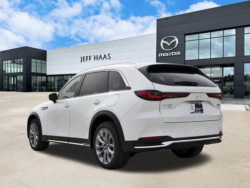 2026 Mazda CX-90 Premium Plus