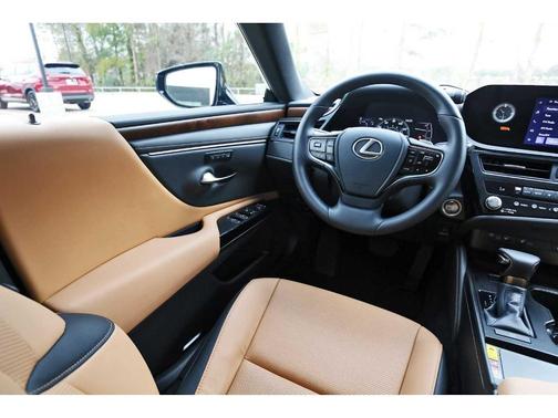 2025 Lexus ES 350 