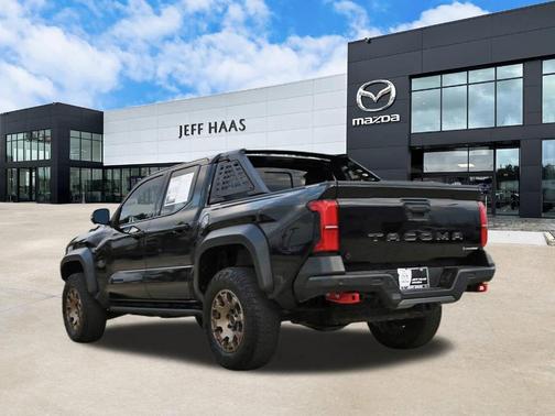 2025 Toyota Tacoma Hybrid TRAILHUNTER HYBRID 5 BED GS