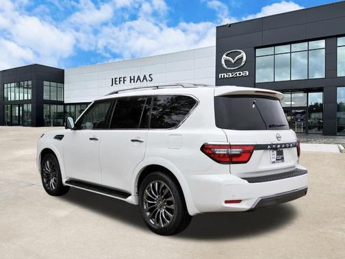 2024 Nissan Armada Platinum