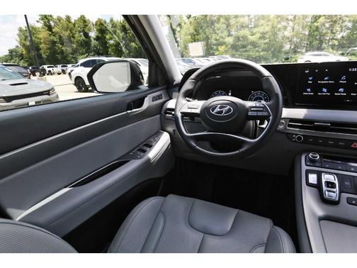 Abyss Black Pearl 2025 Hyundai PALISADE SEL Premium