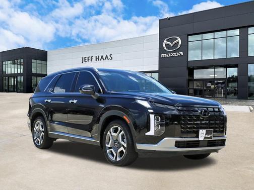 Abyss Black Pearl 2025 Hyundai PALISADE SEL Premium