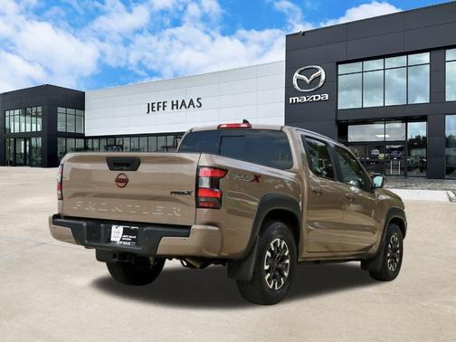 2024 Nissan Frontier PRO-X