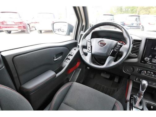 2024 Nissan Frontier PRO-X