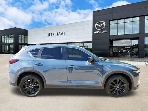 2022 Mazda CX-5 Carbon Edition