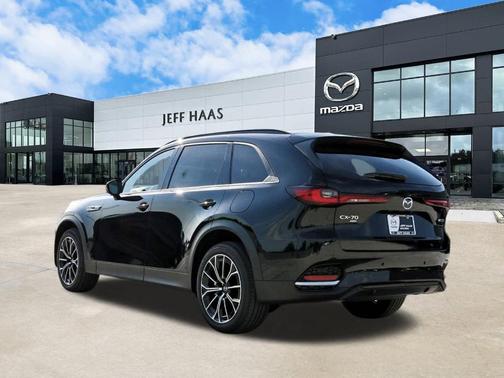 2025 Mazda CX-70 PHEV Premium Package