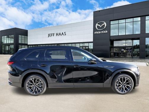 2025 Mazda CX-70 PHEV Premium Package