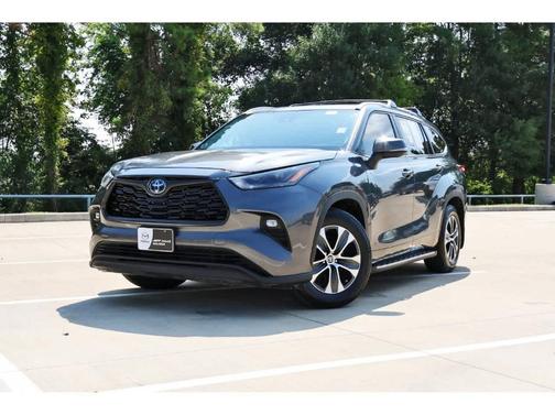 2023 Toyota Highlander Hybrid XLE