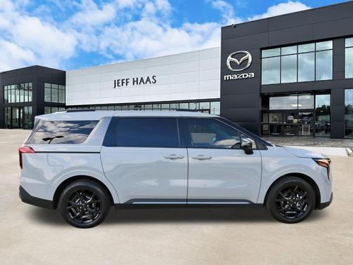 Ceramic Silver 2025 Kia Carnival Hybrid SX PRESTIGE