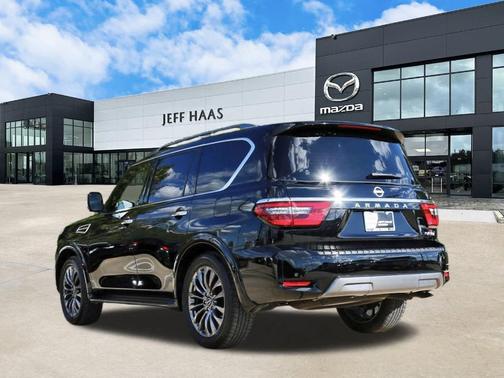 2024 Nissan Armada Platinum