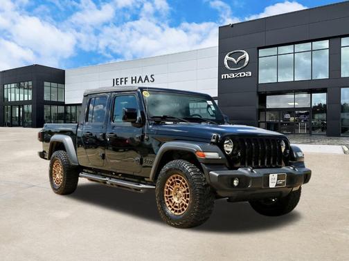 2020 Jeep Gladiator Sport