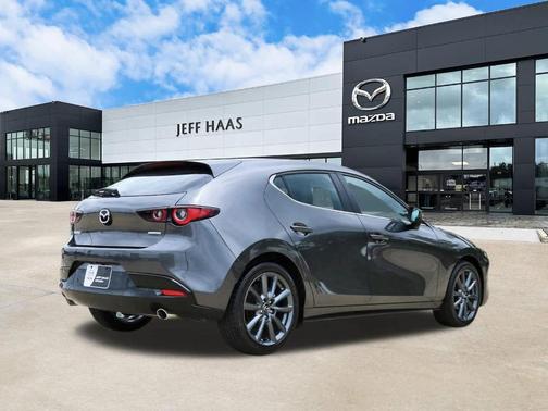 Machine Gray Metallic 2025 Mazda Mazda3 FWD w/Preferred Package