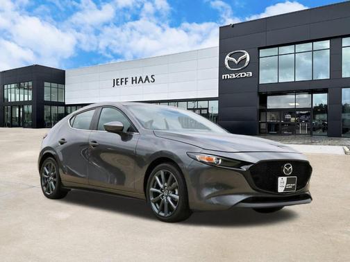 Machine Gray Metallic 2025 Mazda Mazda3 FWD w/Preferred Package