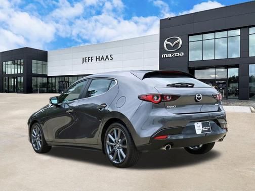 Machine Gray Metallic 2025 Mazda Mazda3 FWD w/Preferred Package