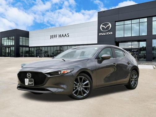 Machine Gray Metallic 2025 Mazda Mazda3 FWD w/Preferred Package