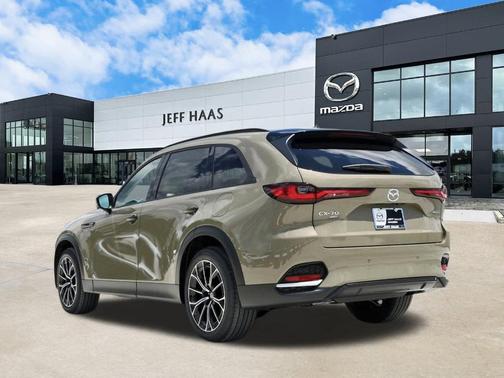 2025 Mazda CX-70 PHEV Premium Package