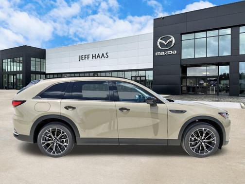 2025 Mazda CX-70 PHEV Premium Package