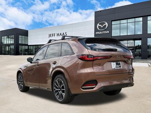 Melting Copper Metallic 2026 Mazda CX-70 CX-70