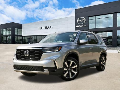 2024 Honda Pilot Touring