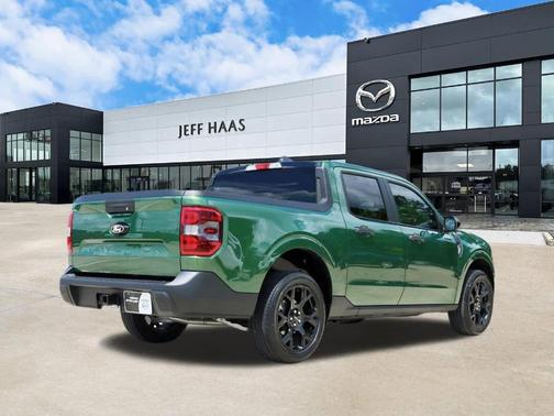 Green 2025 Ford Maverick XLT