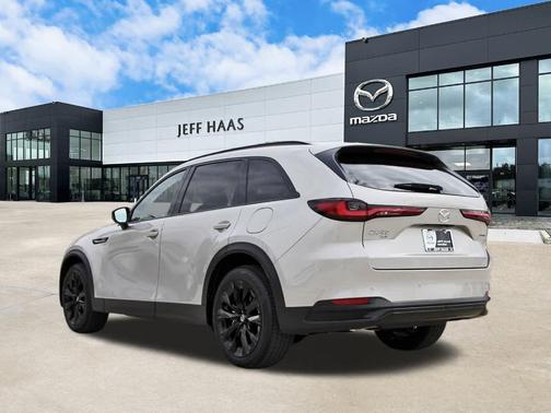 2025 Mazda CX-90 Premium
