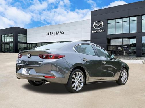 Machine Gray Metallic 2025 Mazda Mazda3 FWD w/Preferred Package