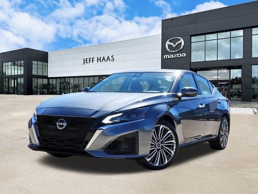 2025 Nissan Altima SL