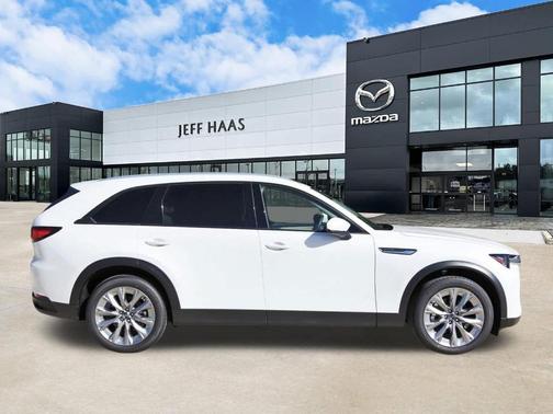 Rhodium White Premium 2026 Mazda CX-90 3.3 Turbo Preferred
