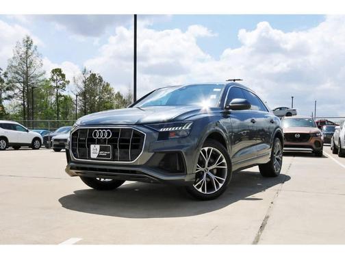 Daytona Gray Pearl Effect 2021 Audi Q8 55 Premium Plus