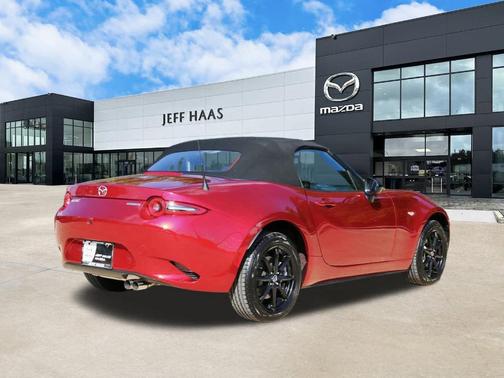 2025 Mazda MX-5 Miata Sport