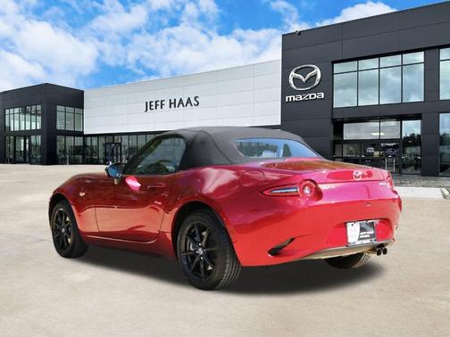2025 Mazda MX-5 Miata Sport