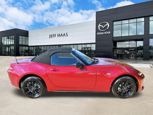 2025 Mazda MX-5 Miata Sport
