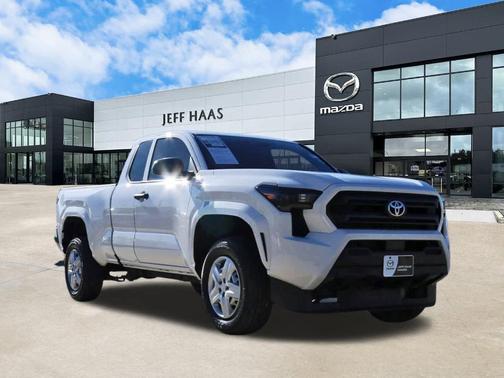 2025 Toyota Tacoma SR