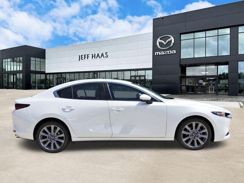 2025 Mazda Mazda3 FWD w/Preferred Package