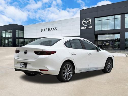 2025 Mazda Mazda3 FWD w/Preferred Package