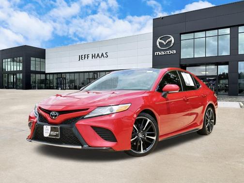 2020 Toyota Camry XSE