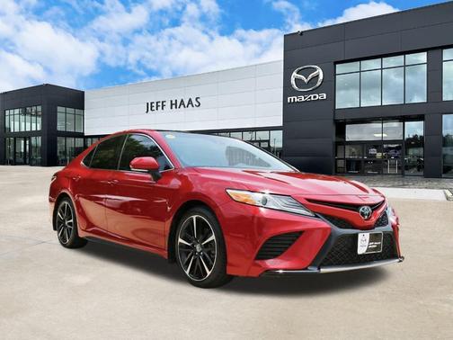 2020 Toyota Camry XSE
