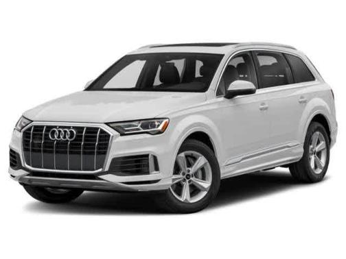 2022 Audi Q7 45 Premium Plus