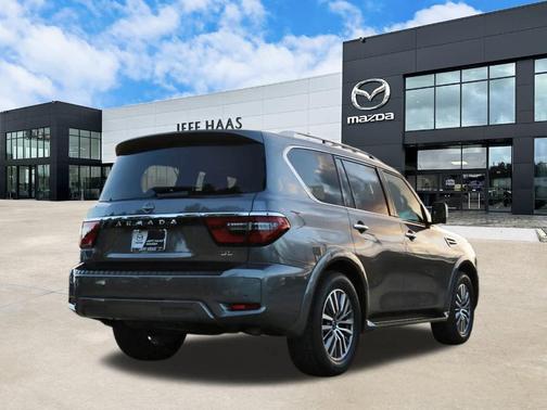 2024 Nissan Armada SL