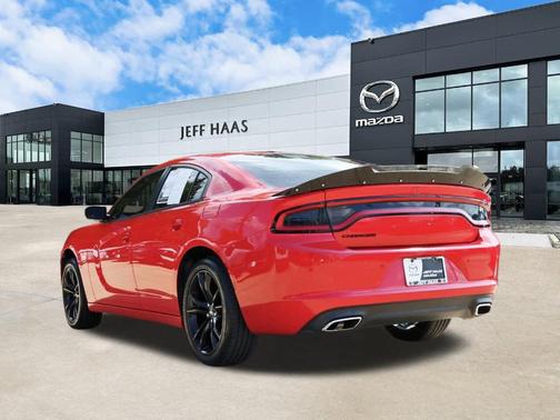 2018 Dodge Charger SXT
