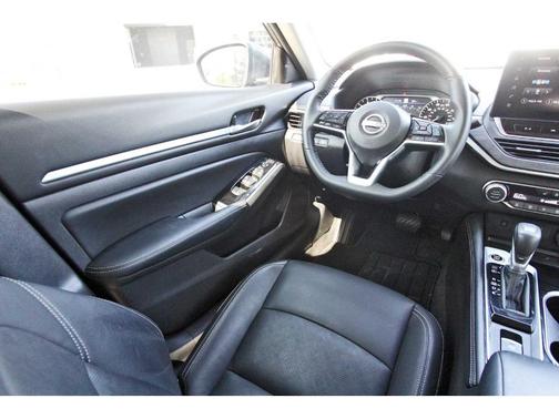 2025 Nissan Altima SL